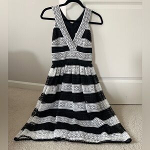 NWT Kate Spade Black and White Lace Dress Size 00
